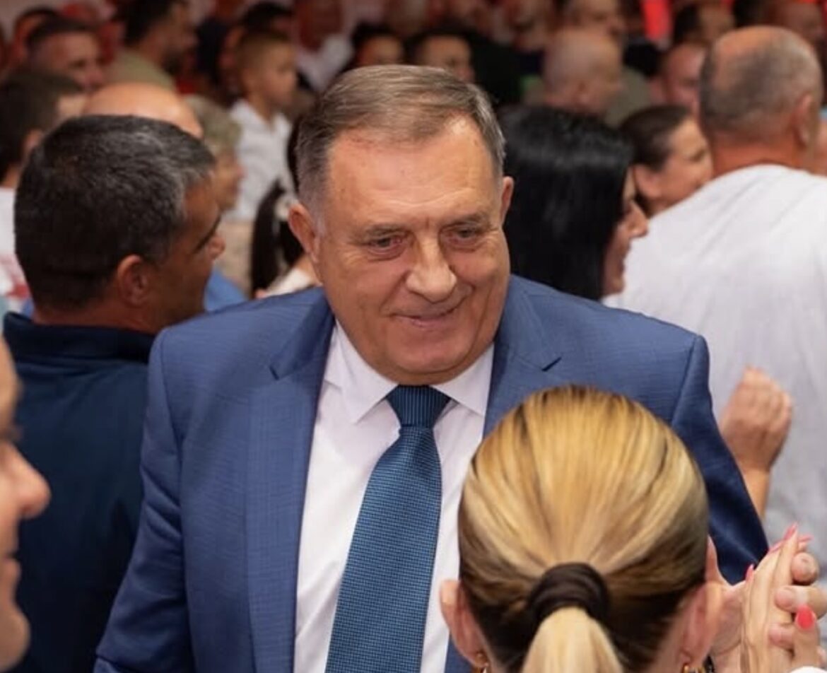 Milorad Dodik stigao na sahranu Ratka Mladića
