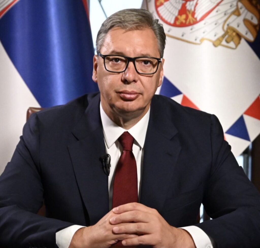 VUČIĆ DANAS U PARIZU! Predsednik na poziv Emanuela Makrona dolazi&hellip;