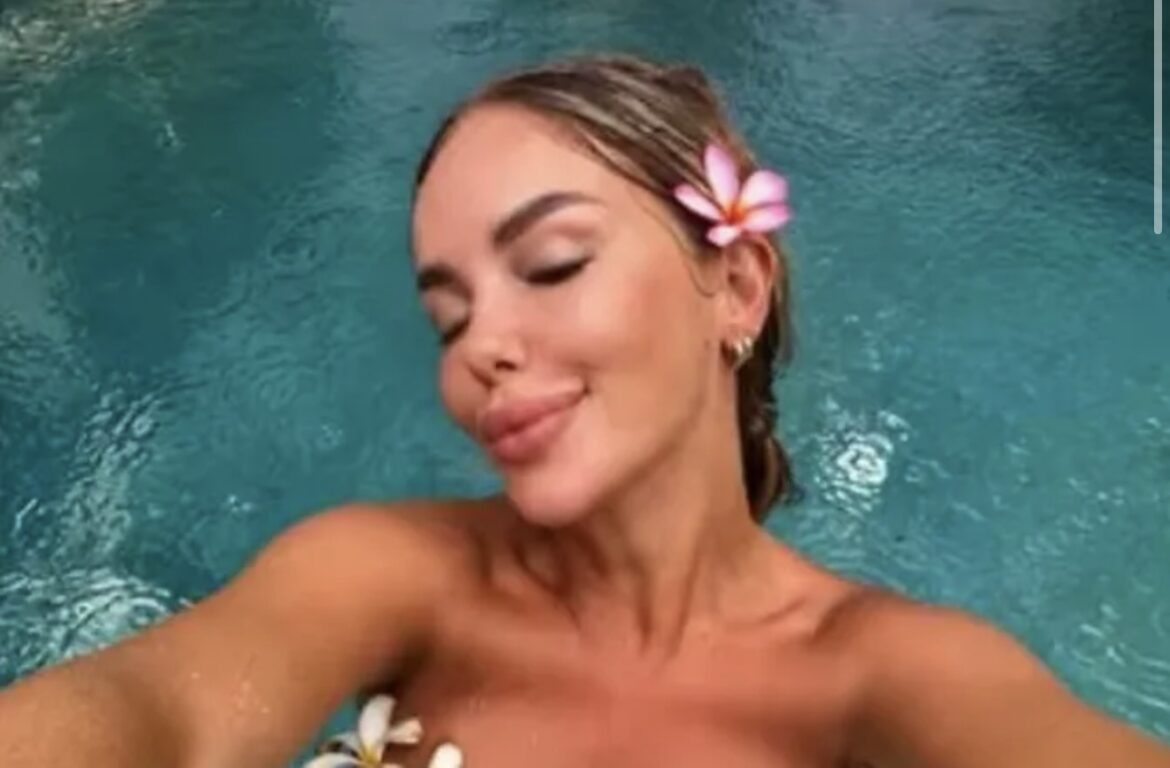 Najbogatija sestra Rodić se istopila, pa se sad usnimila u bazenu: Rubra se vide, a grudi jedva obuzdala