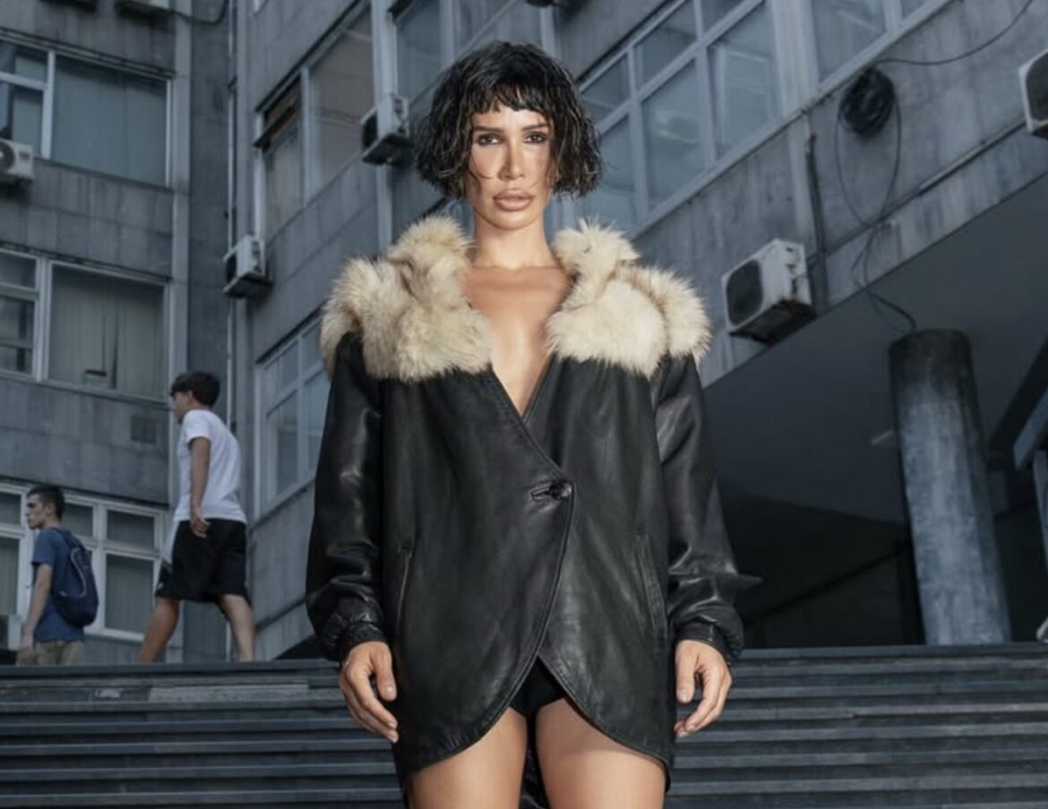 NIKOLIJA OBJAVILA PRELEPE TRENUTKE SA VESNOM ZMIJANAC: Otputovale u Milano, pevačica nikad lepša (FOTO)