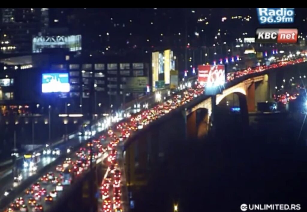 LANČANI SUDAR PET VOZILA NA GAZELI! Saobraćajni kolaps u smeru&hellip;
