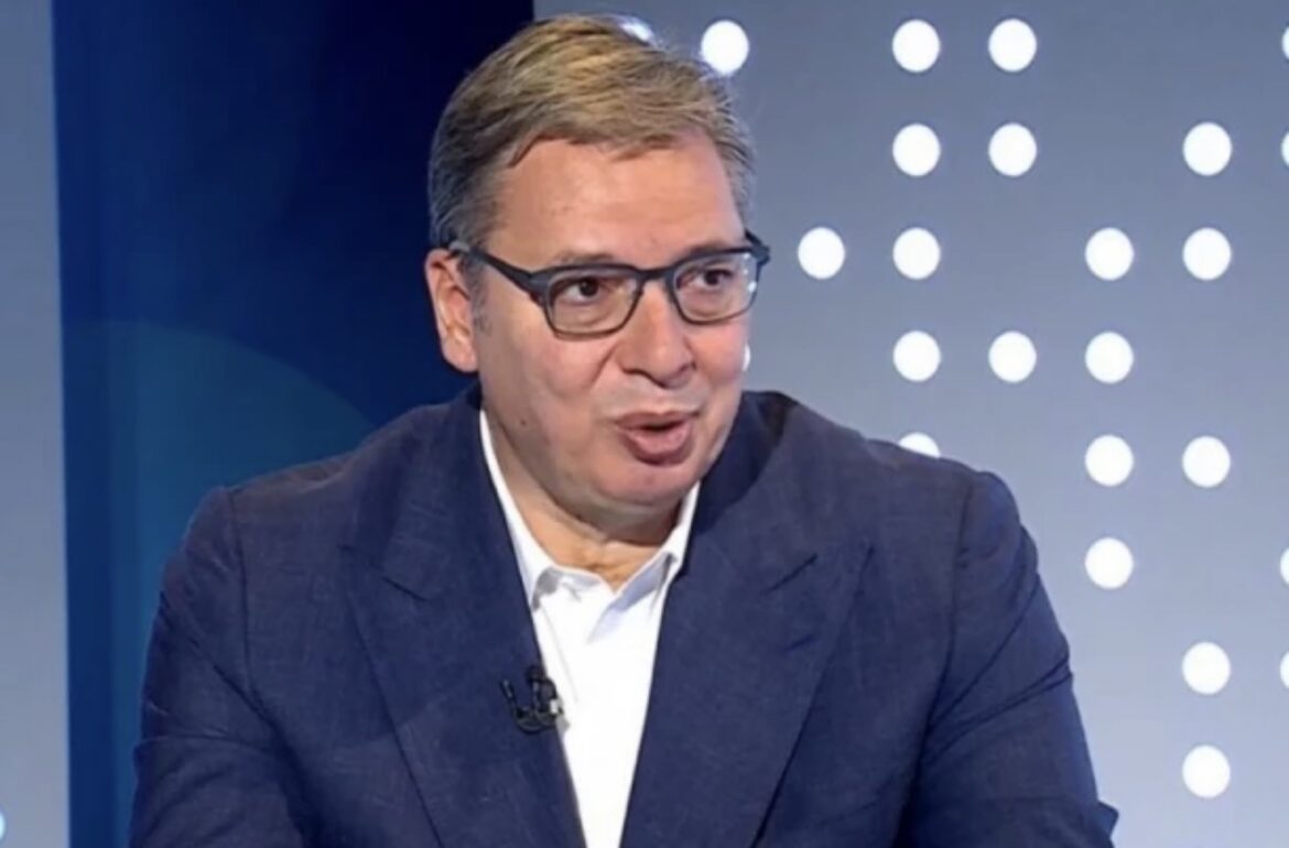 Vučić se obraća iz Lazarevca