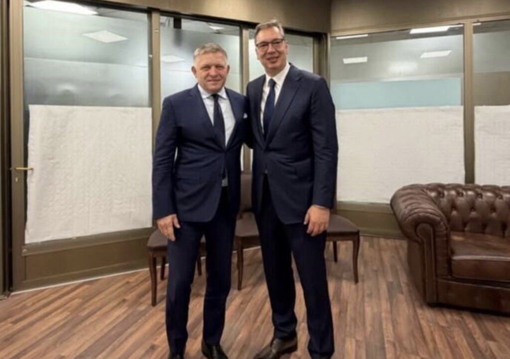 „BRATE ROBERTE FICO, DOBRO DOŠAO U SRBIJU!“ Vučić dočekao premijera&hellip;
