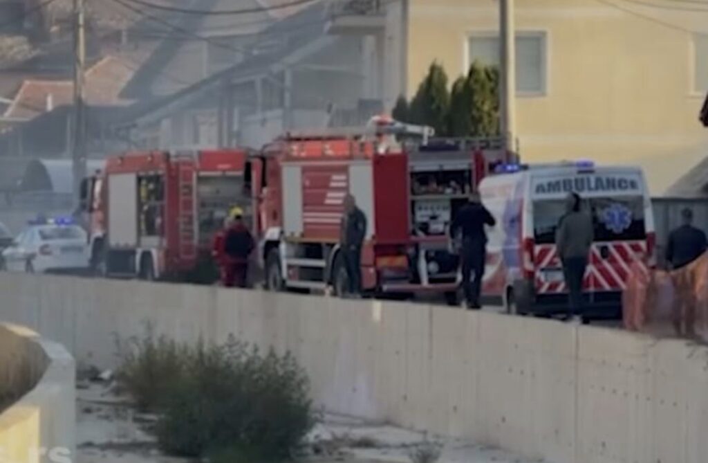 GORELA RADIONICA ZA POPRAVKU TROTINETA: Požar u Novom Pazaru, sve&hellip;