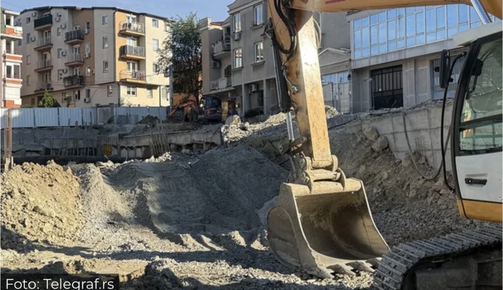 Ovako danas izgleda urušeno gradilište u naselju Vojvoda Vlahović