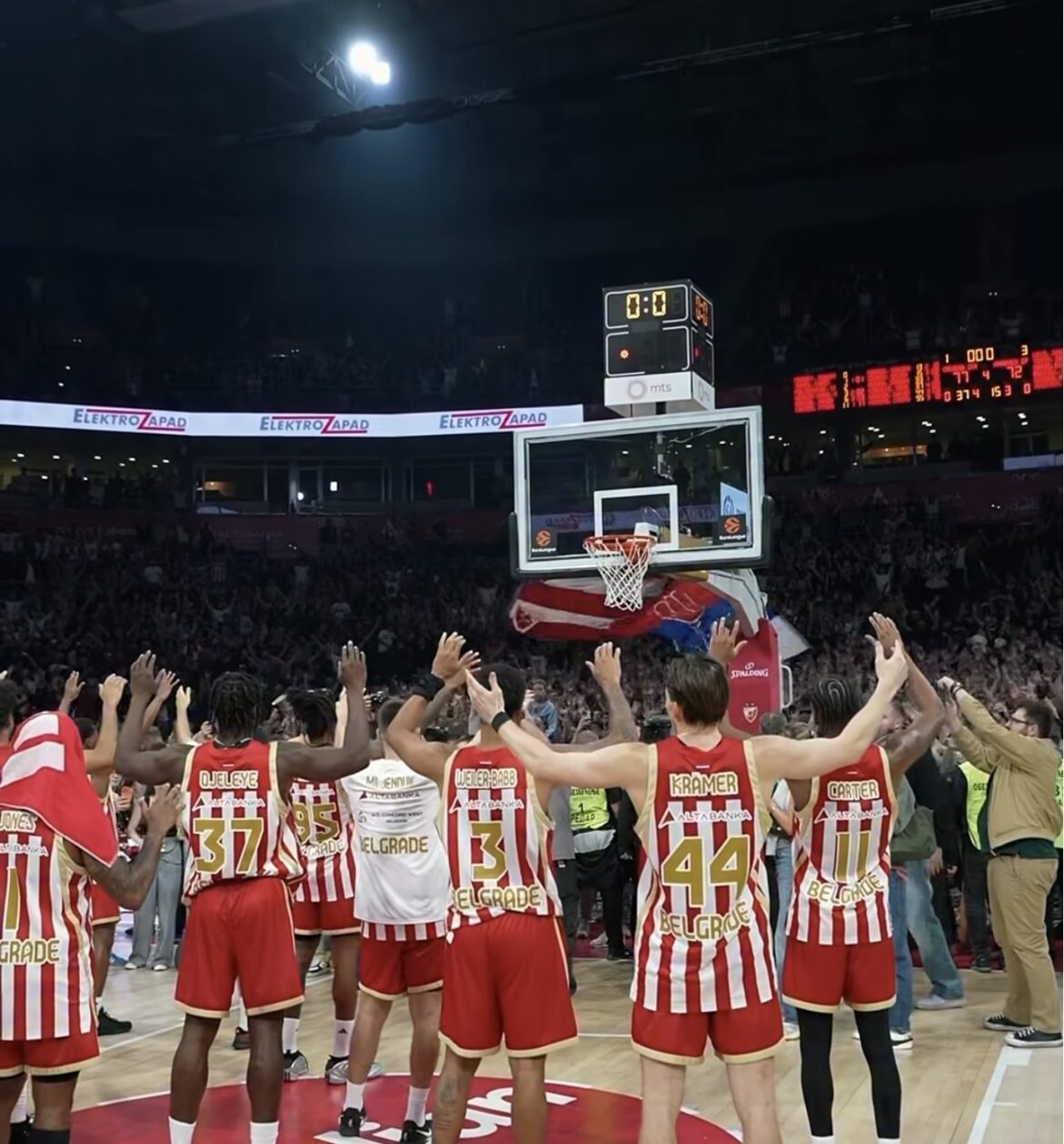Dubai – Crvena zvezda: Batler uz zvuk sirene, Zvezda ima dvocifrenu prednost pred poslednju deonicu